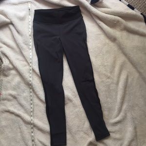 lululemon lasercut run tight